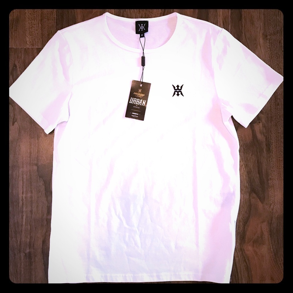 Miggy T-shirt Side Zippers Men’s Slim Fit Size M New with Tags